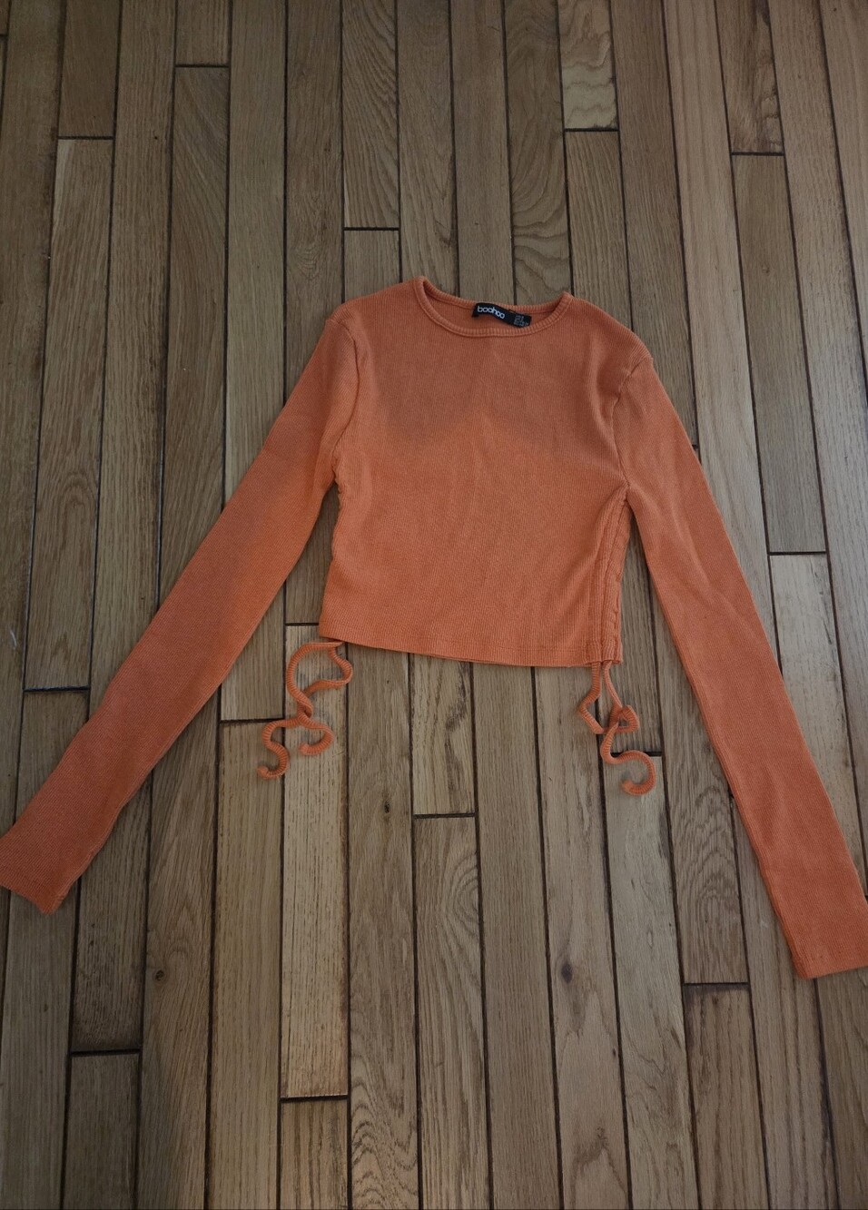 Junior Size 2 - Boohoo Orange Cropped Top